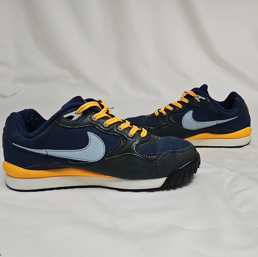 Nike Air GS Navy Yellow  6Y Rare